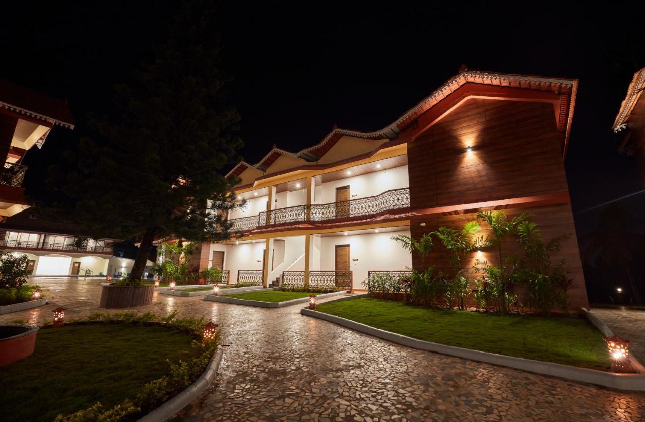 Sea Queen Beach Resort & Spa Colva Esterno foto