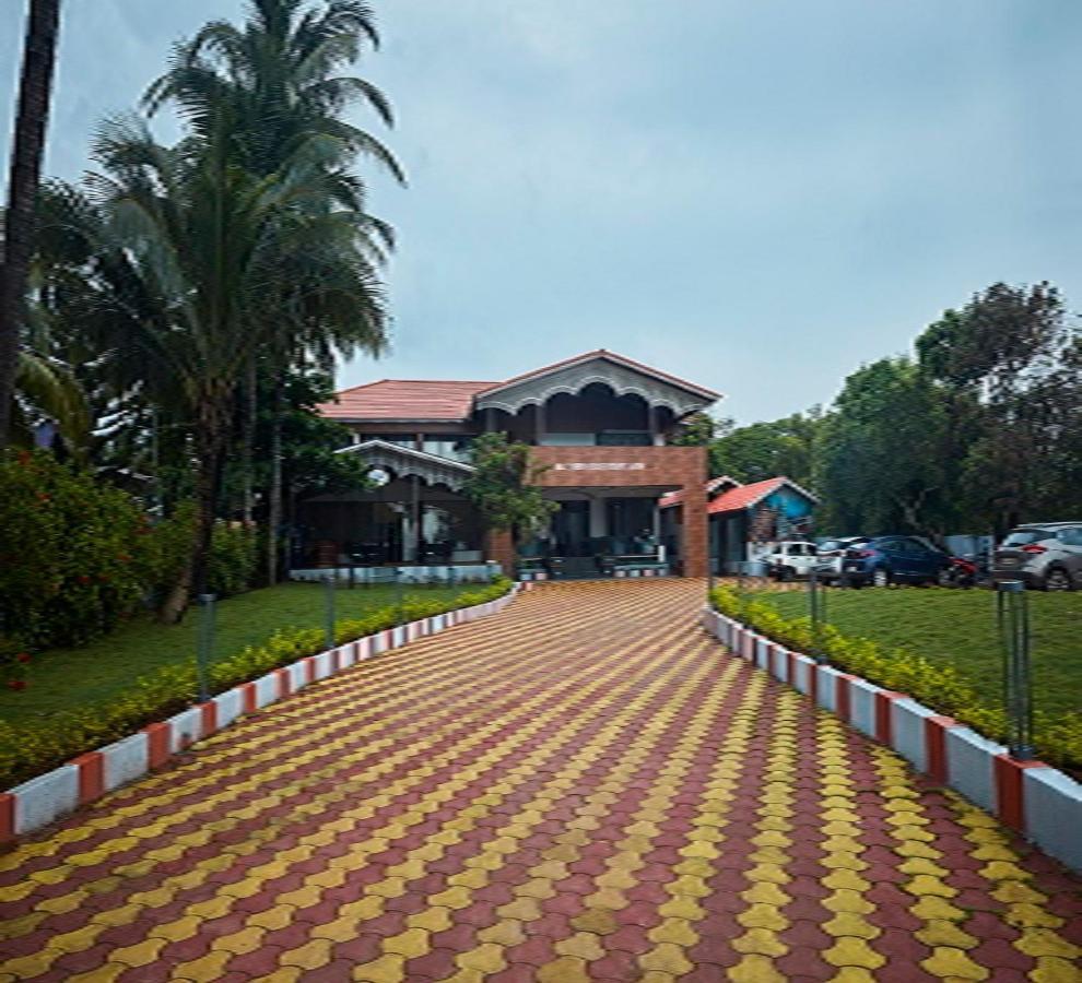 Sea Queen Beach Resort & Spa Colva Esterno foto